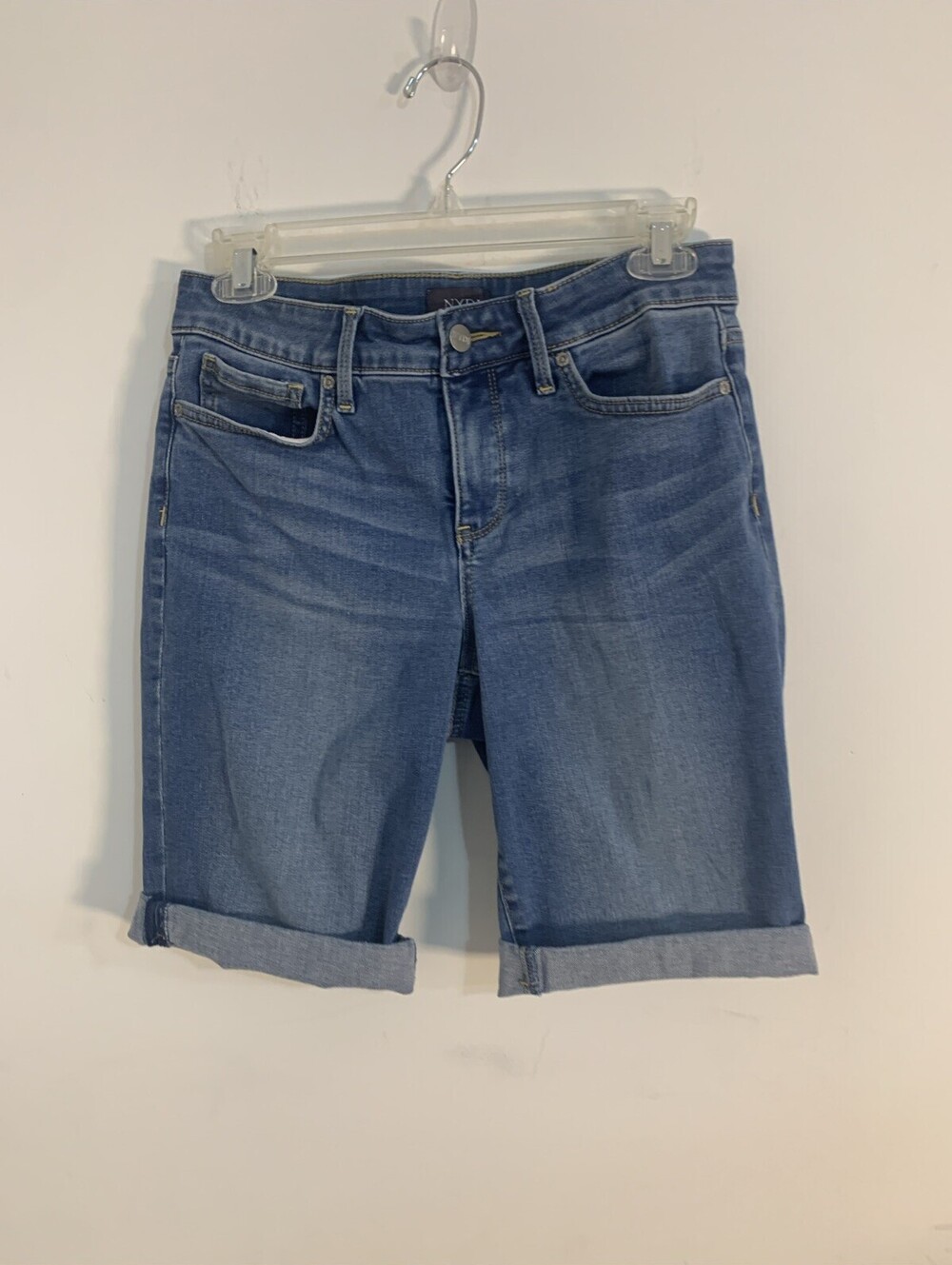 NYDJ Briella Roll Cuff Denim Shorts Medium Blue Bermuda Size 4 W28”L9” Rise9”